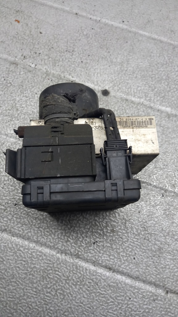 фото №1, Насос abs chrysler pt cruiser 01r