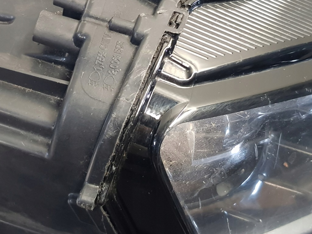 фото №16, Лампа правая перед skoda karoq full led