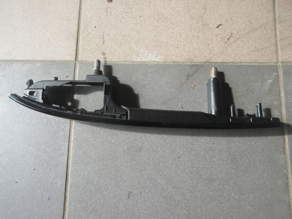 фото №2, Ручка обивка обшивка дверь правый задняя giulietta