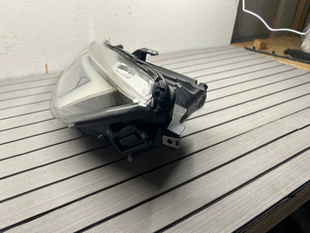 Tesla model s рестайлинг  16- фара левая full led st.bdb Недорого