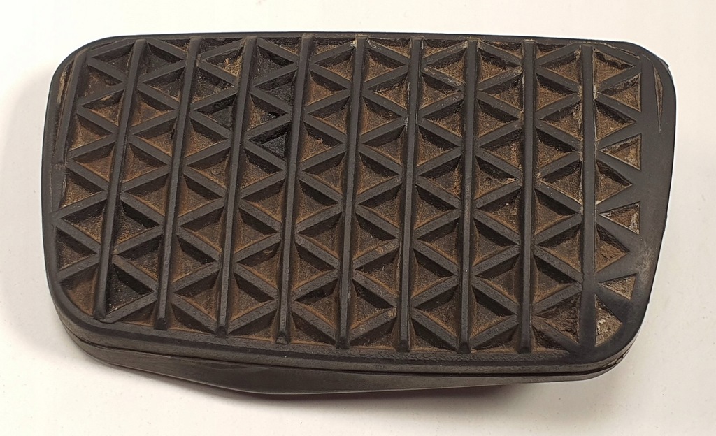 фото №1, Резиновый элемент накладка na педаль тормоза saab 9-3 93 ii