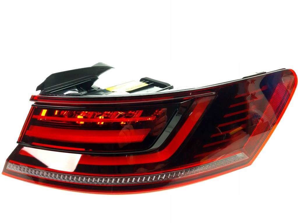 фото №1, Volkswagen оригінальний номер 3g8945208h лампа задня led
