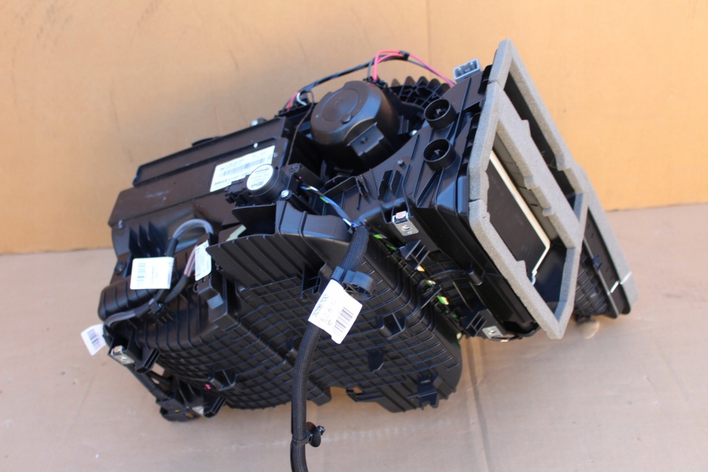 фото №8, Smart forfour ii 453 отопитель a4538305600 kompl