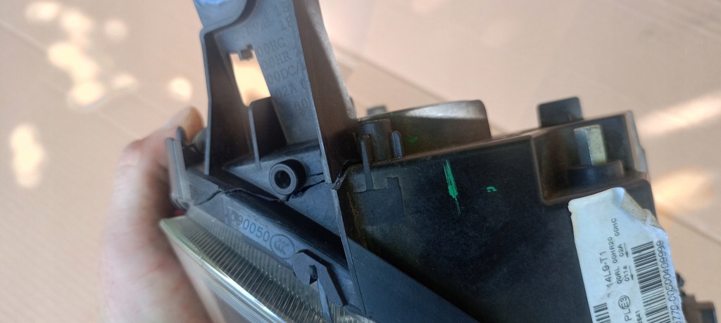 Фара перед передня правий alfa romeo giulietta 00505530710 led оригінал Ціна