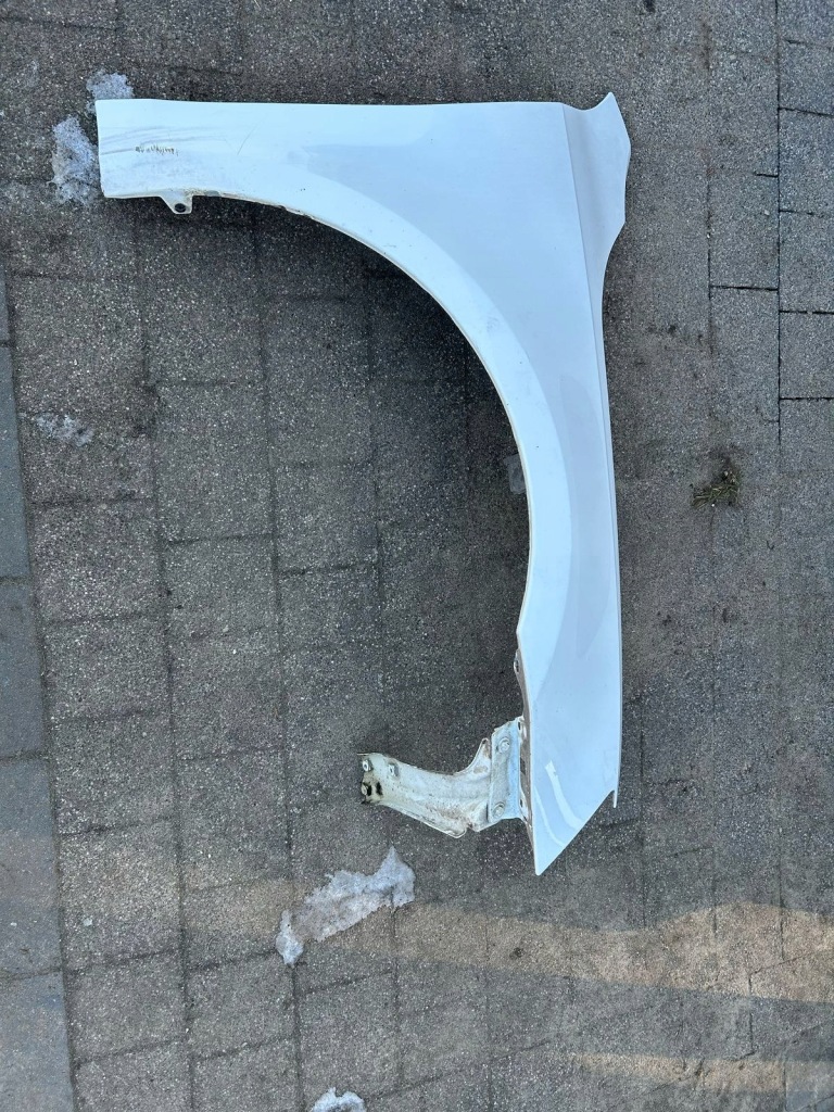 фото №1, Крыло правый перед skoda octavia iii hb 2012- lf9e