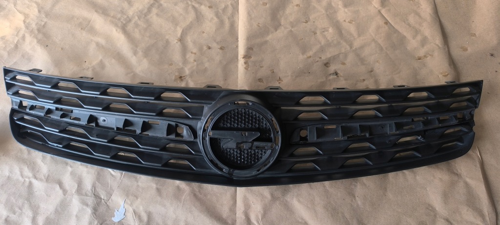 Купить Решётка радиатора решётка радиатора радиатора opel zafira d vivaro c 2510335x