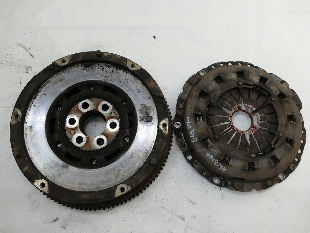 фото №1, Bmw e46 318i 1.8 b колесо маховик прижим