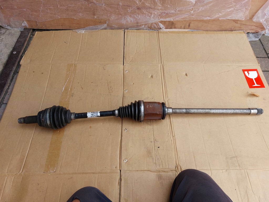 фото №1, Приводной вал правая перед bmw x5 e70 7553946