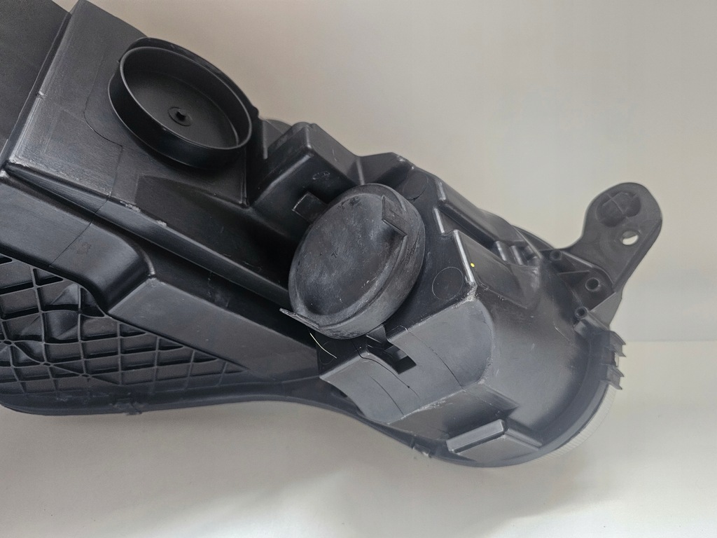 фото №15, Лампа левая передняя skoda yeti 5l1941015a