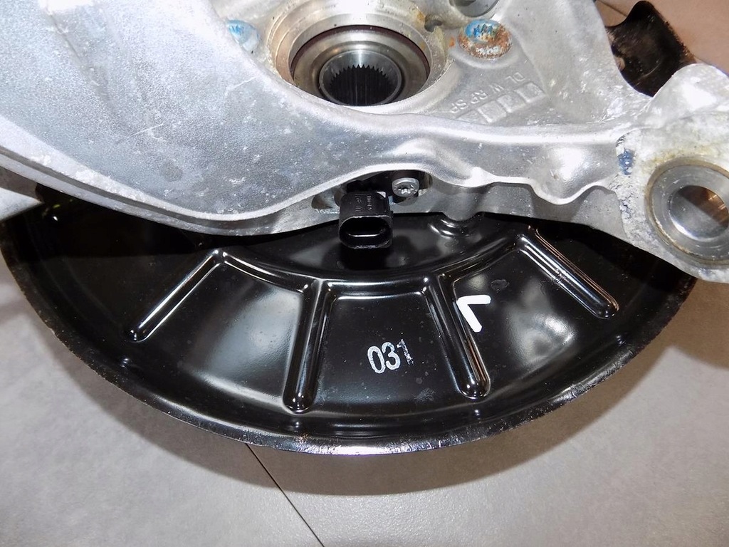 фото №5, Vw passat cc 2.0 tfsi поворотний кулак ліва перед