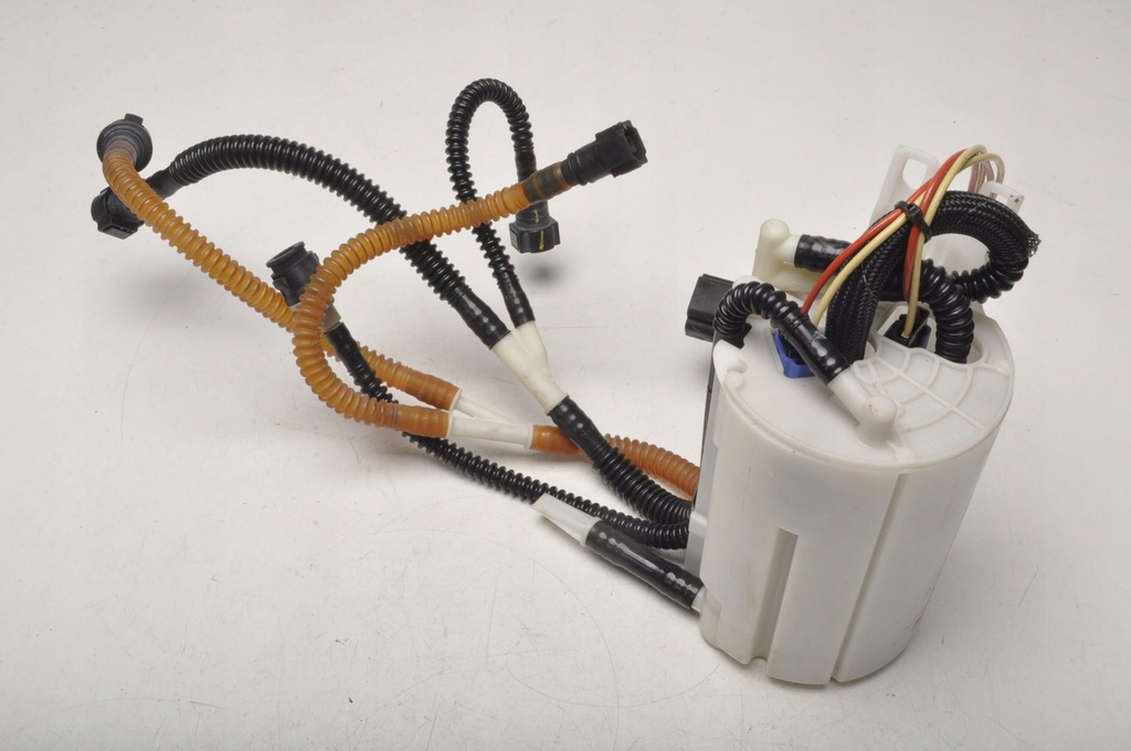 фото №4, Ferrari california 4.3 насос пального