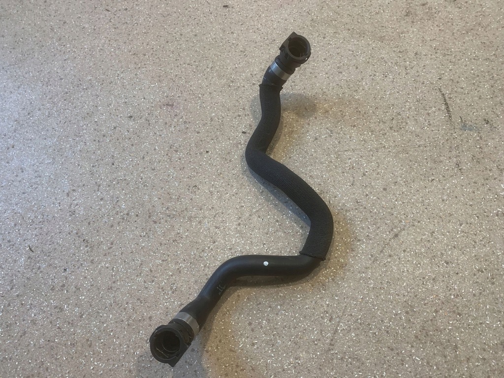 фото №15, Шланг водяной турбонагнетателя bmw 1 f40 8658489