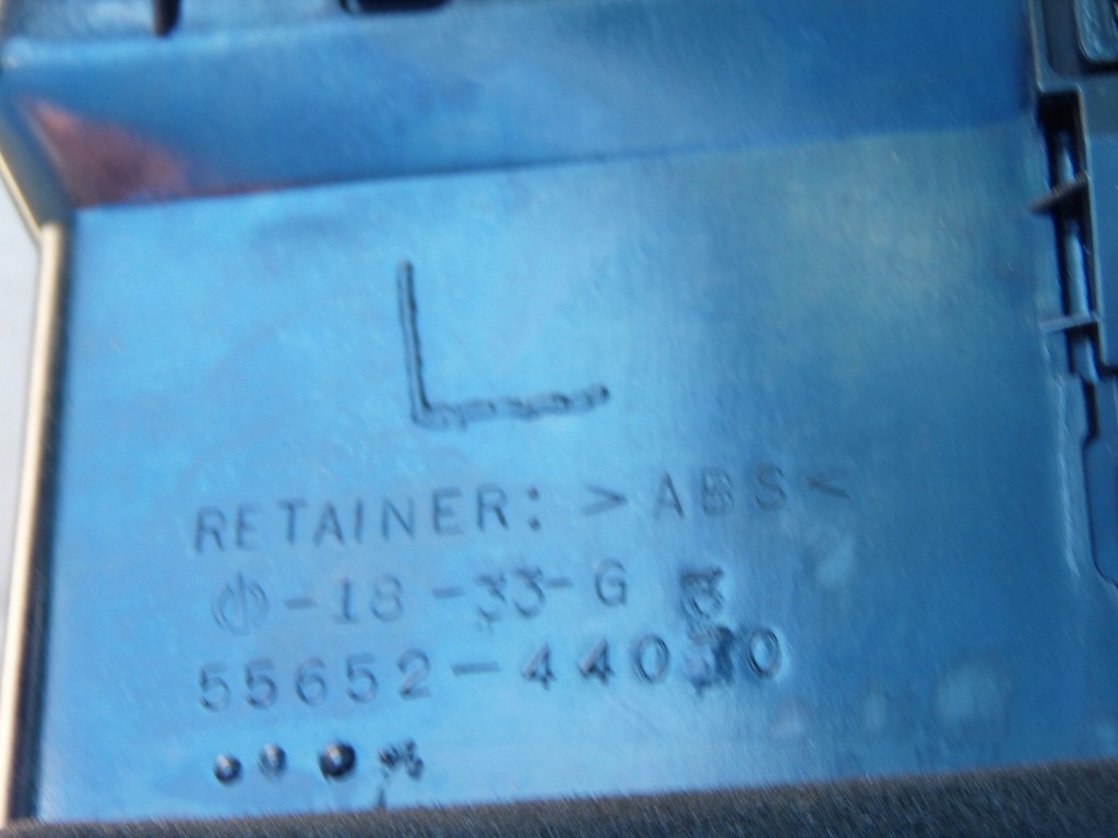 фото №10, Бардачок решітка консолі toyota avensis verso 01-03r 2.0 d4d 55412-44110