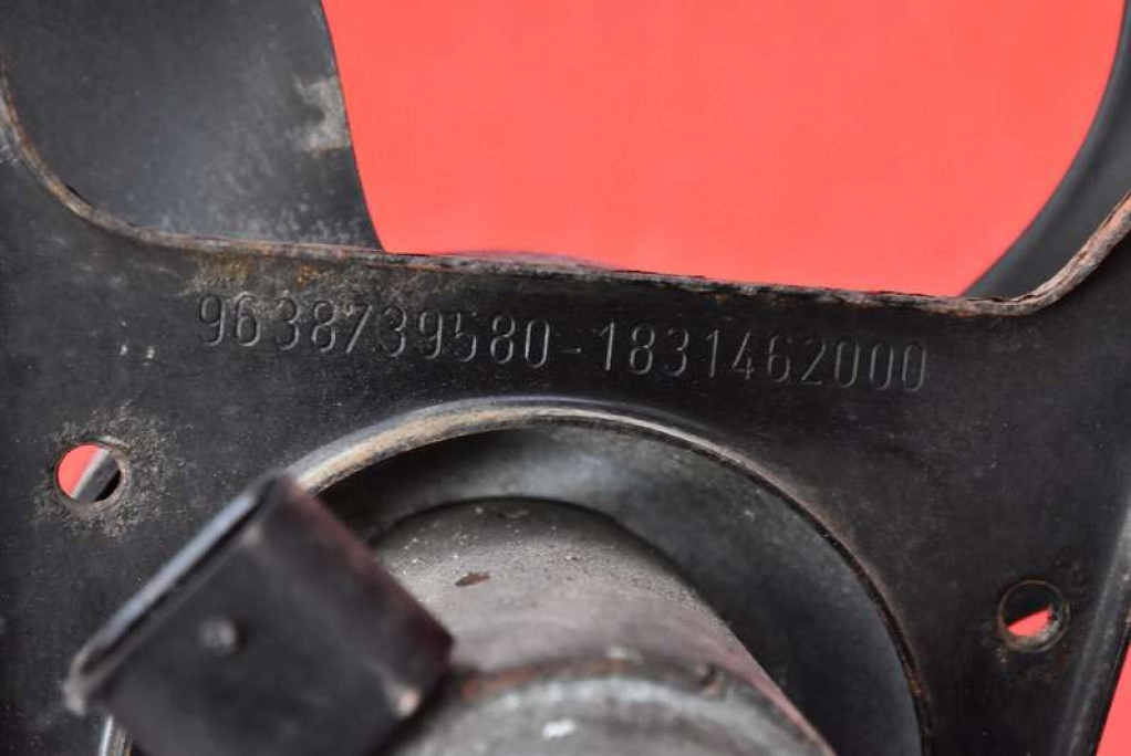 фото №8, Вентилятор 9638739580 peugeot 1007 1.4 8v 06r