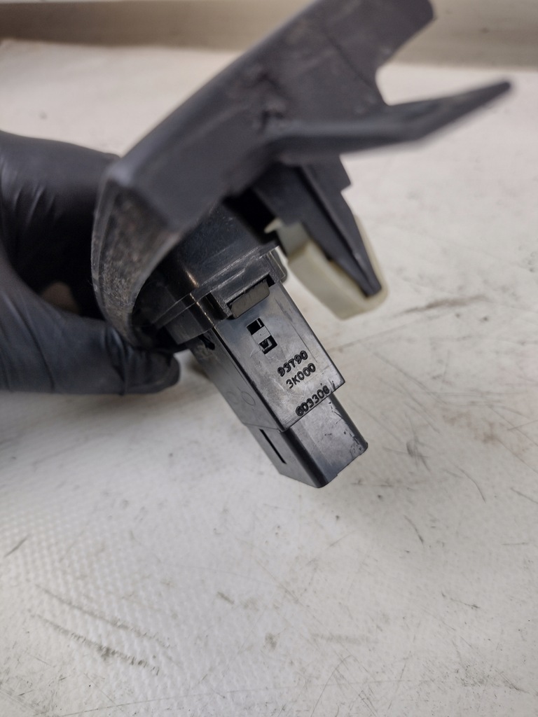 фото №8, Кнопка стоп hyundai sonata v 937903k000