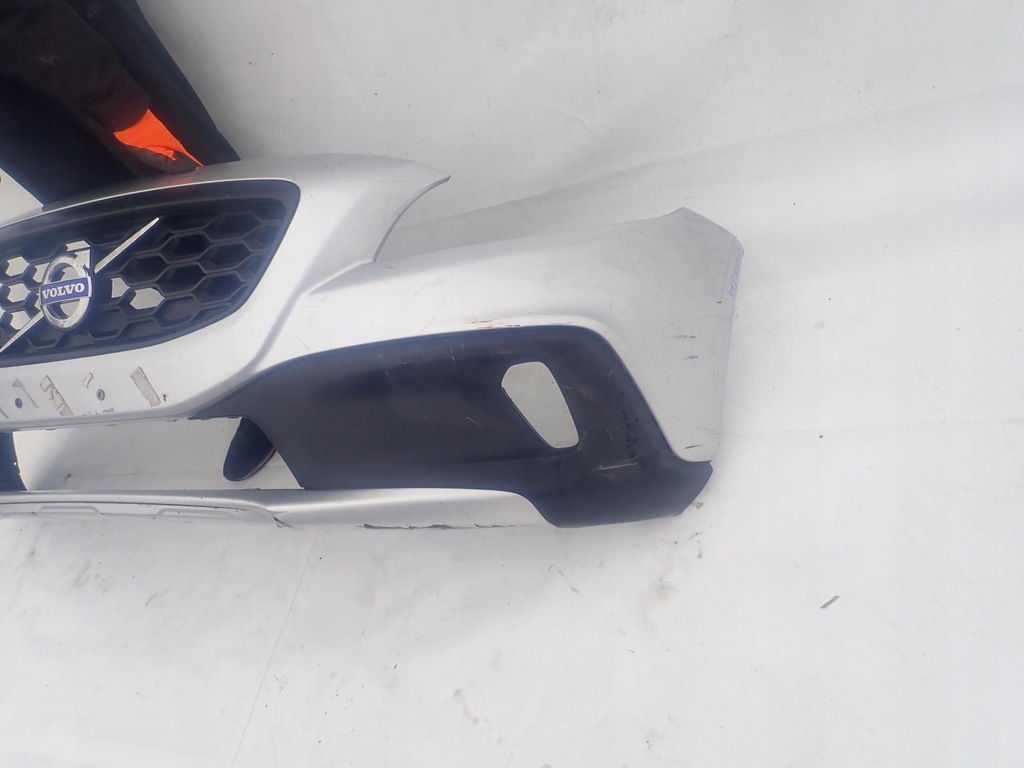фото №13, Volvo xc40 cross country 12-19 бампер перед