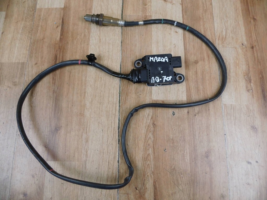 фото №1, Mazda cx-5 ii kf cx-30 2.0 2.2 d 2018+ датчик лямбда-зонд nox sh9r-18641