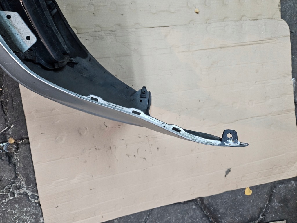 фото №8, Toyota avensis t25 03-06 бампер перед 1c0