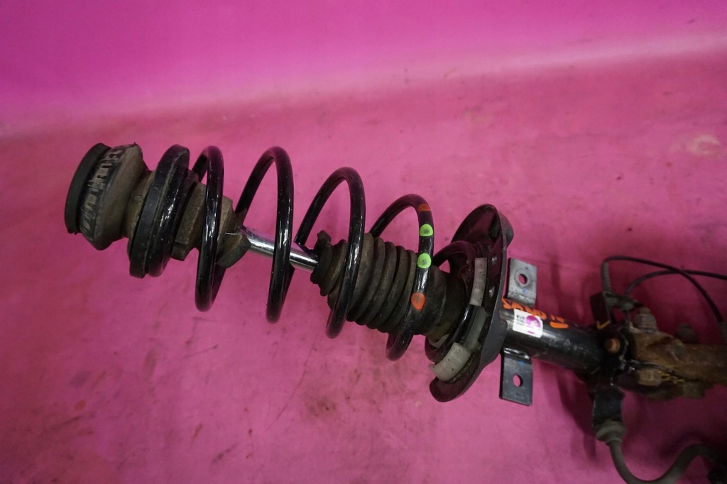 фото №3, Амортизационная стойка левый dacia sandero iii 1.0tce