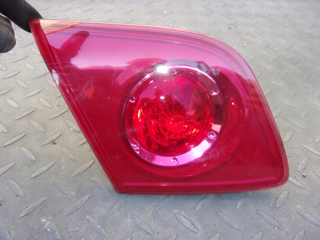 фото №1, Mazda 3 bk лампа задняя w крышка левая