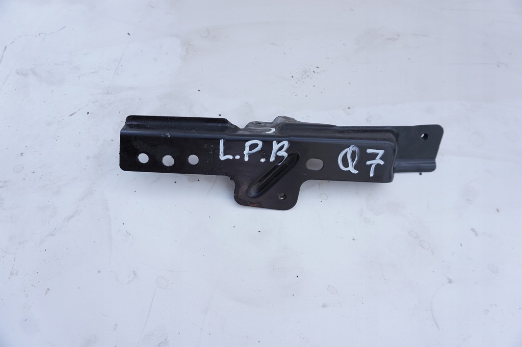 фото №1, Кронштейн крыла левый перед audi q7 4l