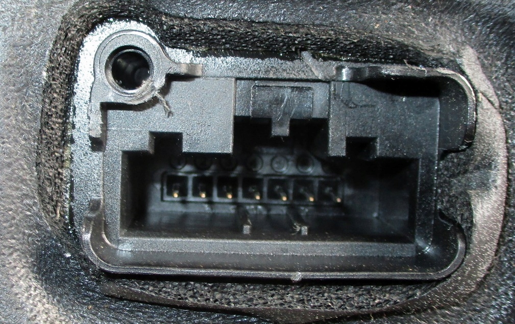 фото №9, Skoda rapid замок дверь левый правый задний передний