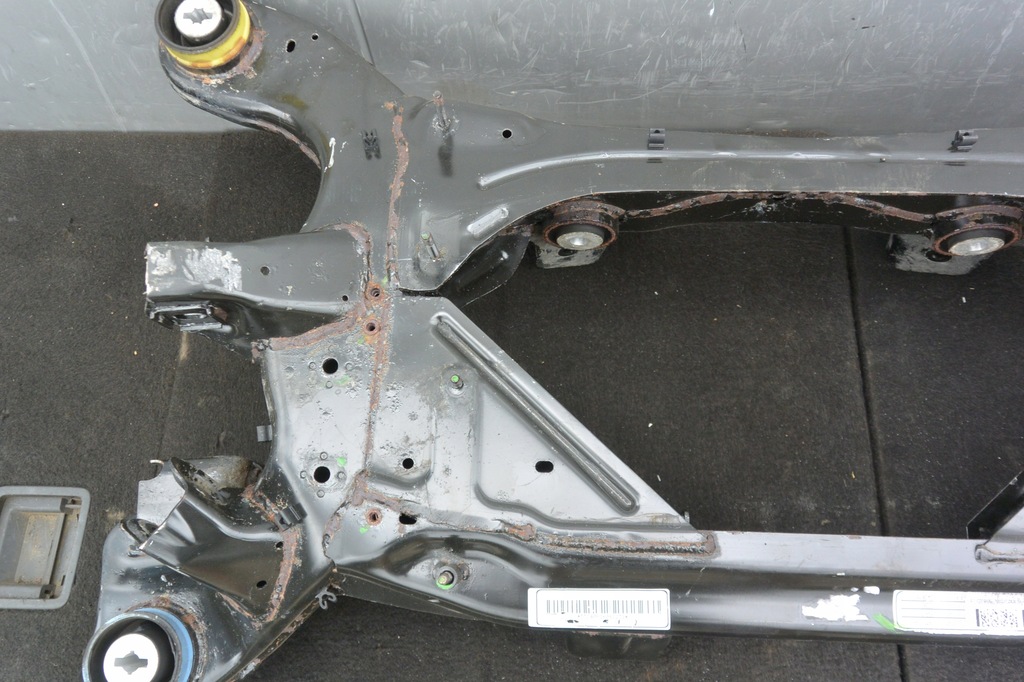 фото №8, Maserati levante підрамник підрамник балка поперечина задня