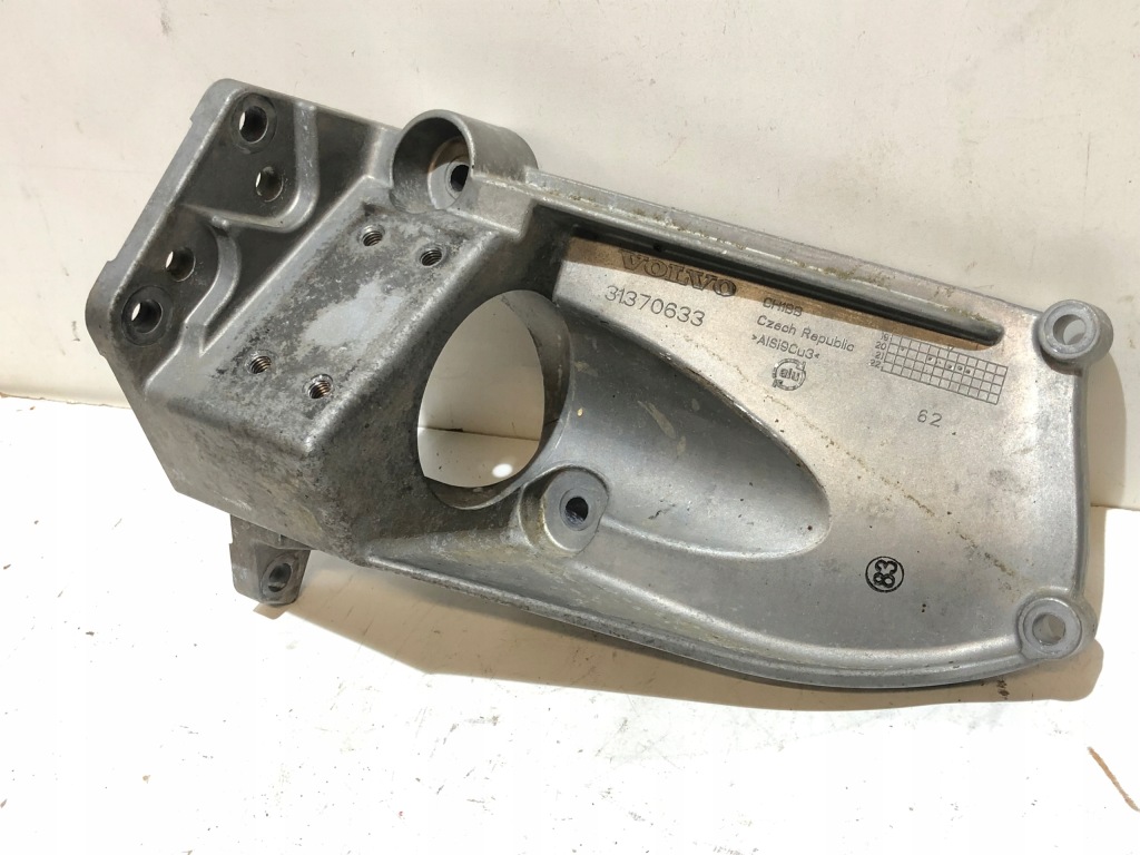 фото №1, Volvo v60 ii 2.0 t8 кронштейн коробки 31370633