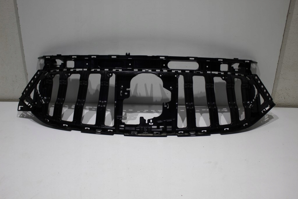 фото №1, Mercedes eqb eqa w243 решітка радіатора ідеальний стан