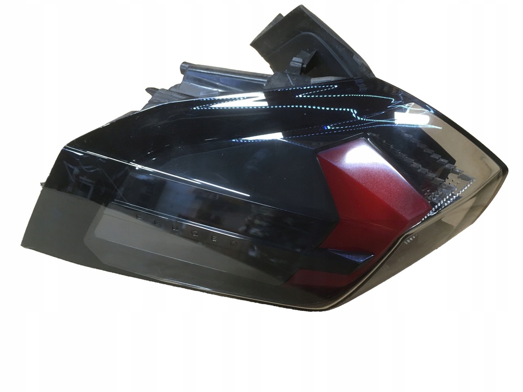 фото №1, Лампа ліва задня peugeot 2008 ii комплектна eu fr2695010201