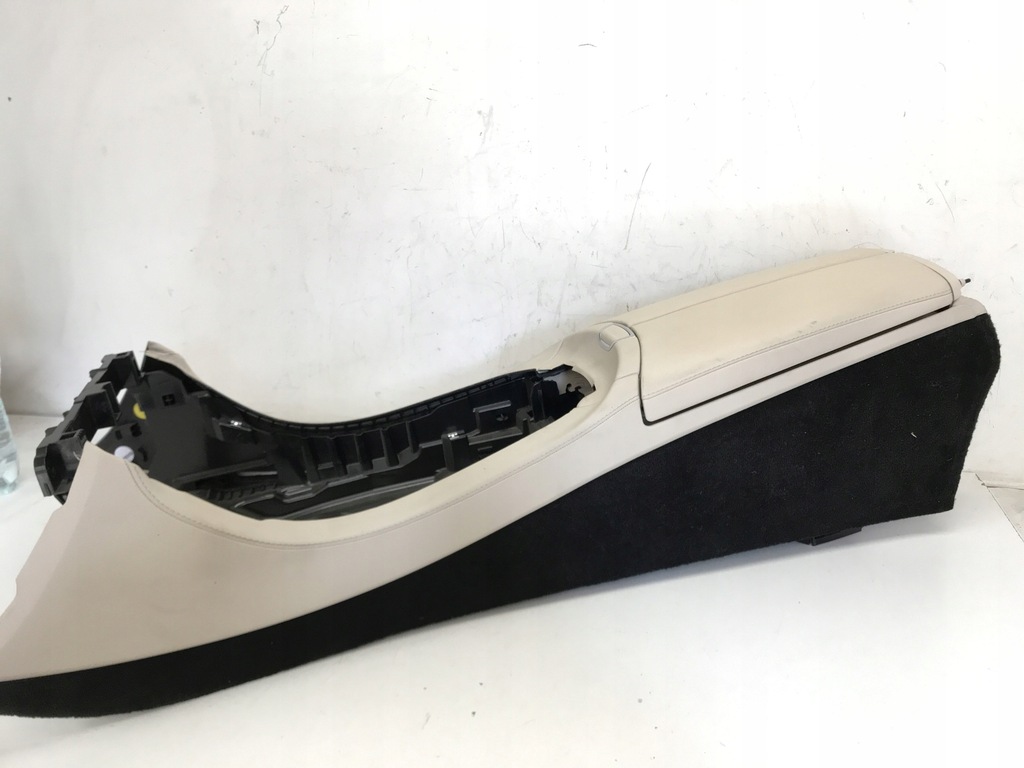 фото №8, Туннель средний mercedes w213 amg a2136802601