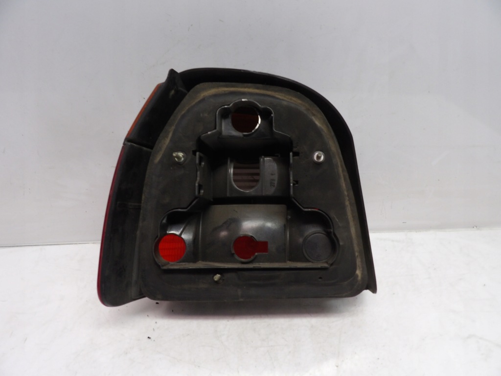 фото №2, Лампа права задня volkswagen golf