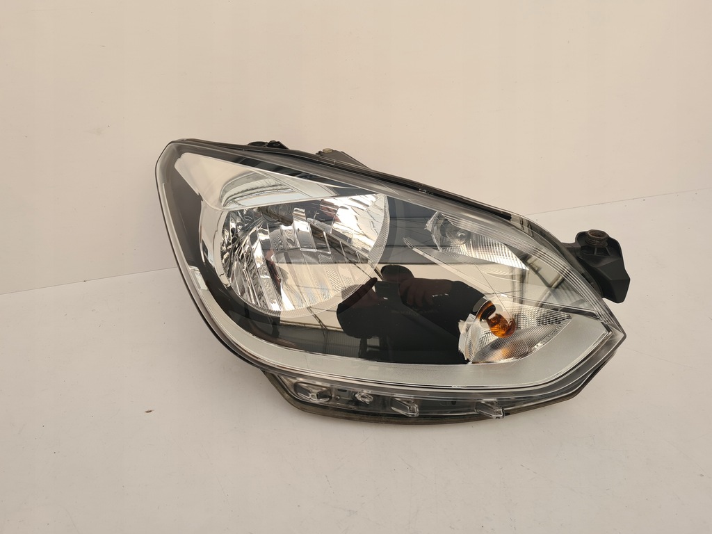 фото №1, Лампа передняя перед правая vw volkswagen up 1s1941016n