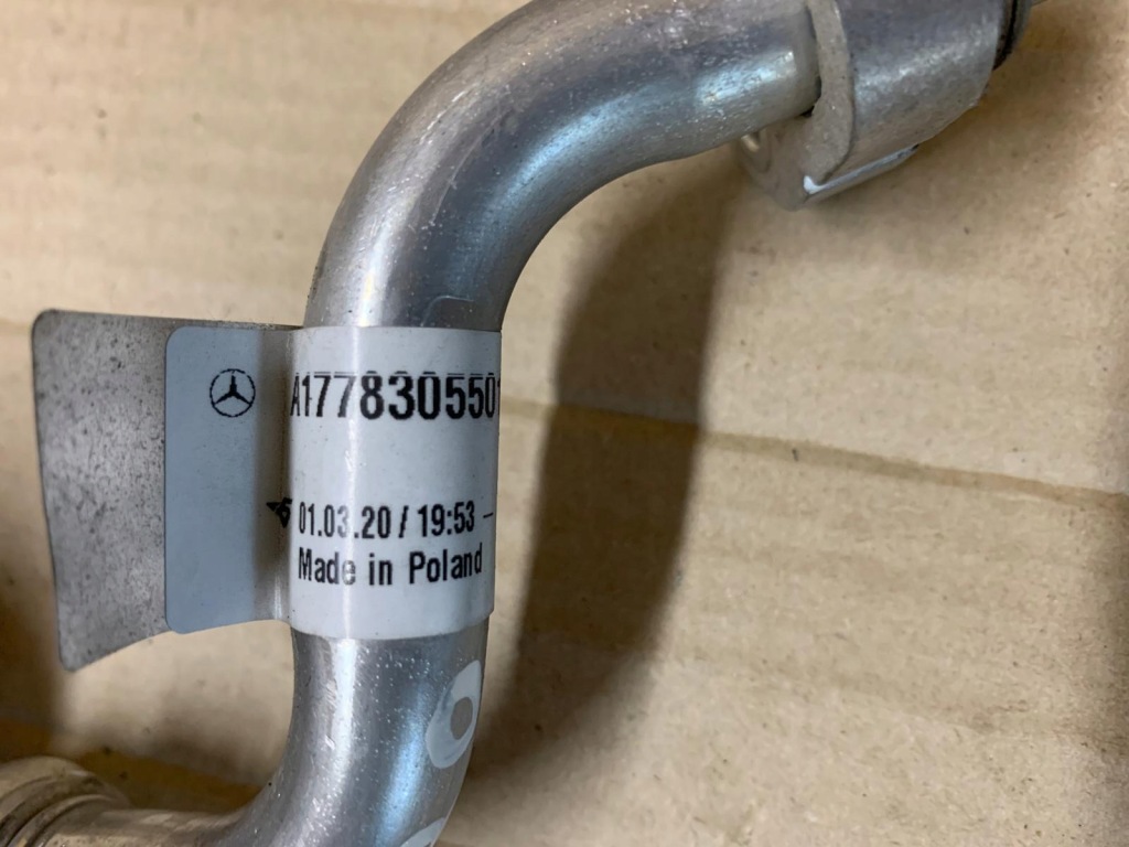 Mercedes a klasa w177 2.0 b пабтрубок  шланг кондиционера трубка Цена
