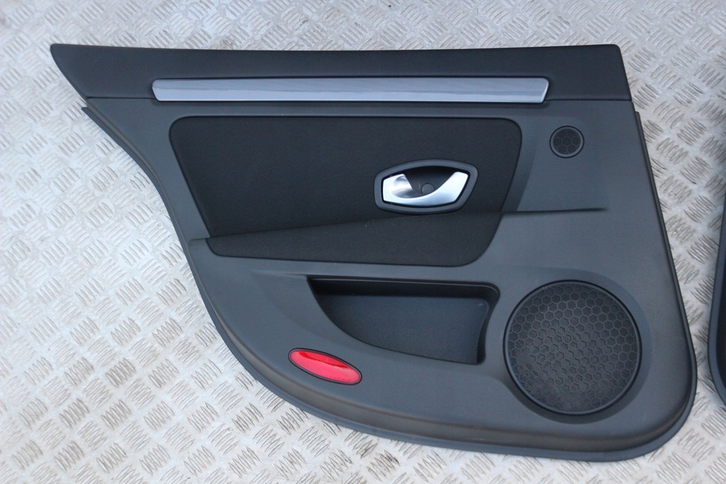 фото №3, Обшивка обивка дверь renault laguna iii задняя