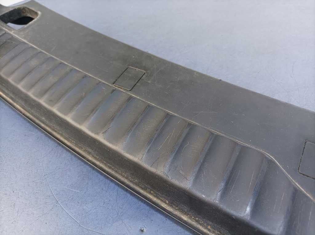 фото №5, Bmw 5 e61 молдинг декоративная порог багажника 7050366