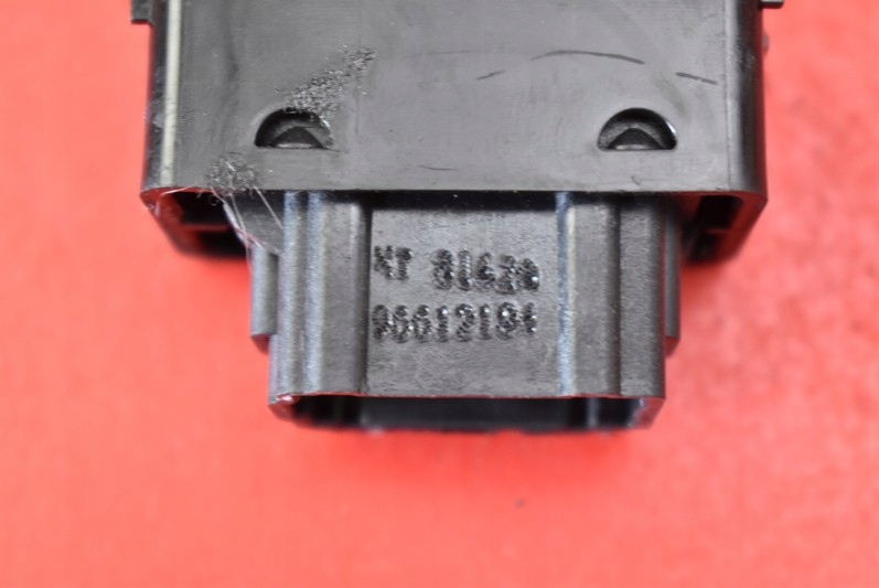 фото №7, Вимикач кнопка люк 96612194 peugeot 207 06-09