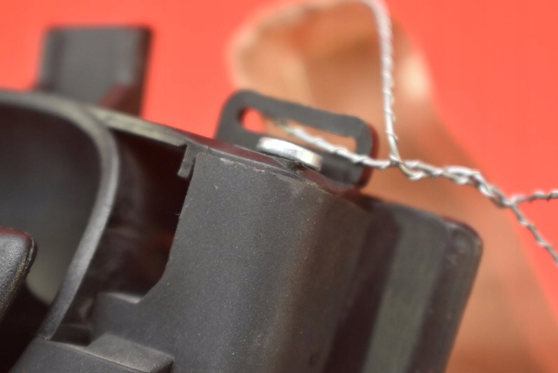 фото №10, Ручка внутренняя правая перед peugeot 206+ plus 3d