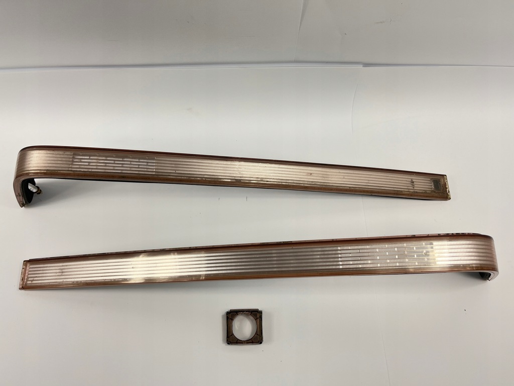 фото №1, Молдинг накладка pod лампы отражатель kpl правый левый mercedes w140 przedlift