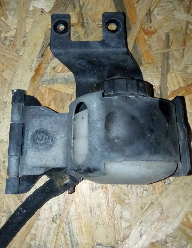 фото №1, Бак расширительный + кронштейн scania r