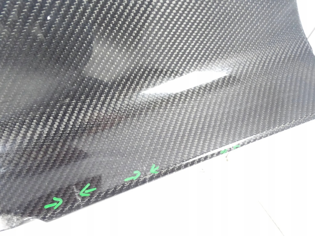 Крыло  задняя задний правый  maserati mc20 Киев