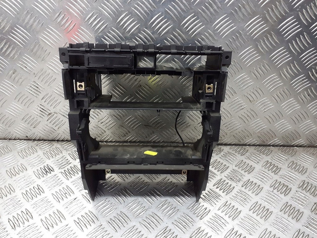 фото №1, Корзина радио audi a4 b6 8e0858005b