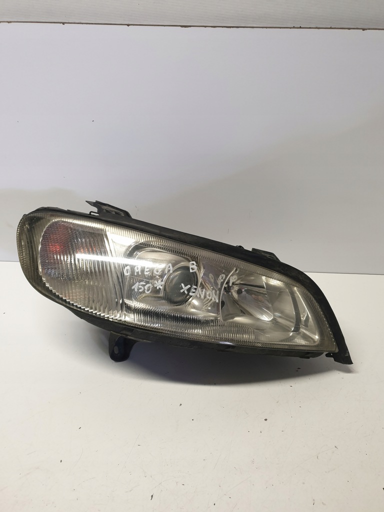 фото №1, Фара лампа передня права перед правий ксенон opel omega b