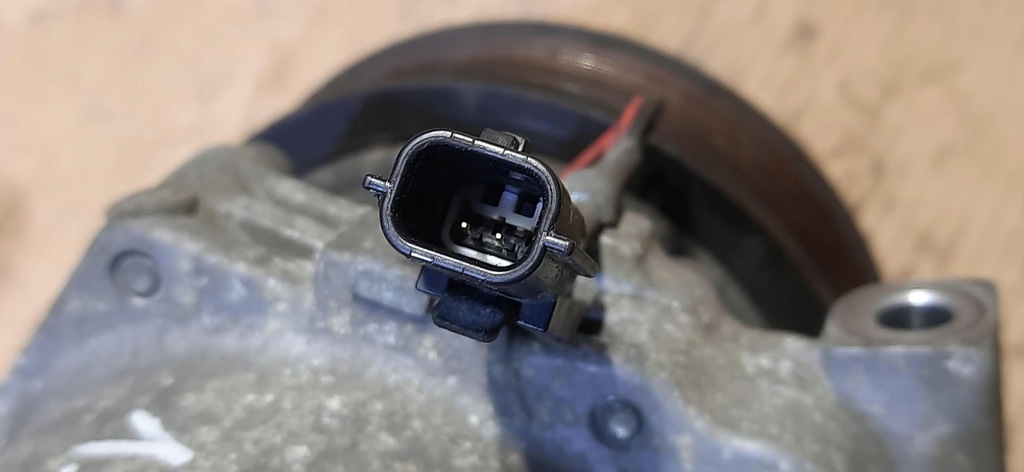 фото №7, Компресор кондиціонера компресор 1.2tce dacia duster i 926008367r