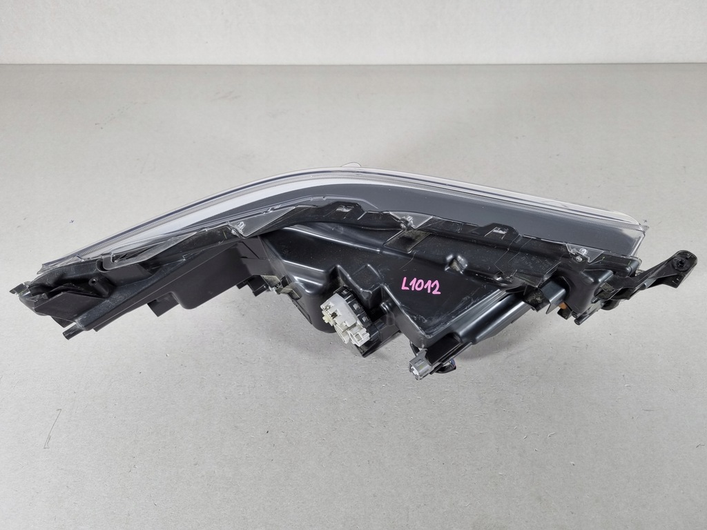 фото №5, Toyota hilux viii lift full led лампа левая перед