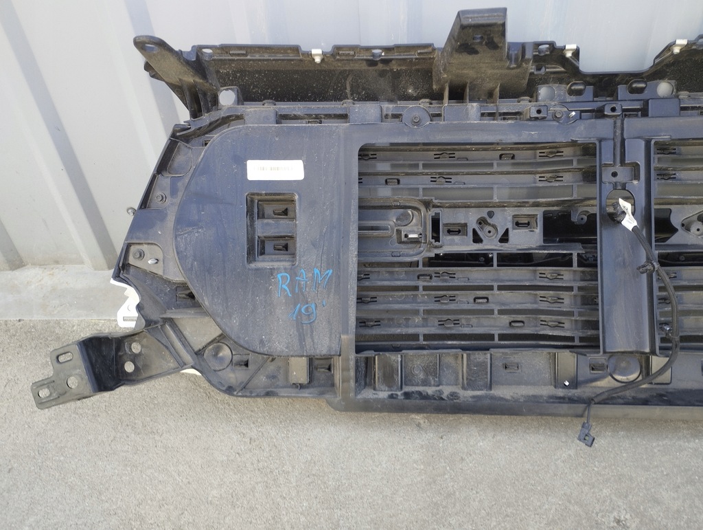 фото №12, Dodge ram 2019 19- решётка радиатора перед решётка радиатора камера usa