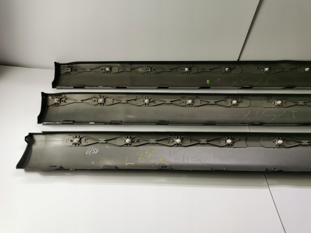 фото №13, Skoda yeti 5l0 lift молдинг поріг права ліва