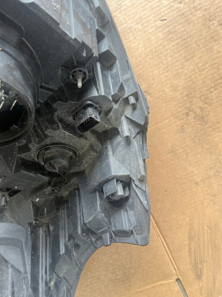 фото №14, Renault trafic 3 r2015 левая лампа перед 260607934r