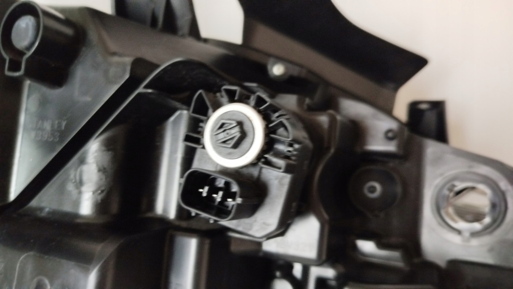 Фара ліва перед mazda cx5 cx-5 2 full led поворотна 2017-21 cała гарний стан америка Оригінал