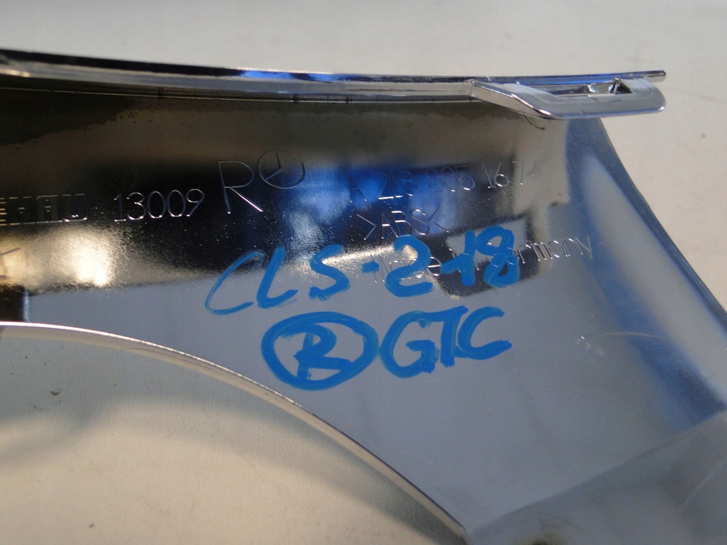 фото №5, Mercedes cls 218 lift молдинг хром накладка-спойлер правый amg